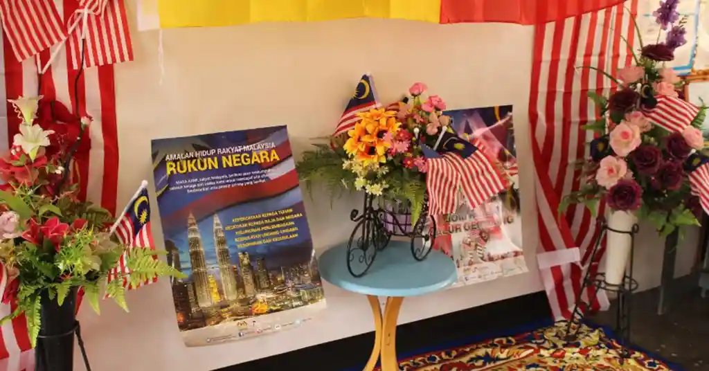 13. Sudut Bunga Patriotik
