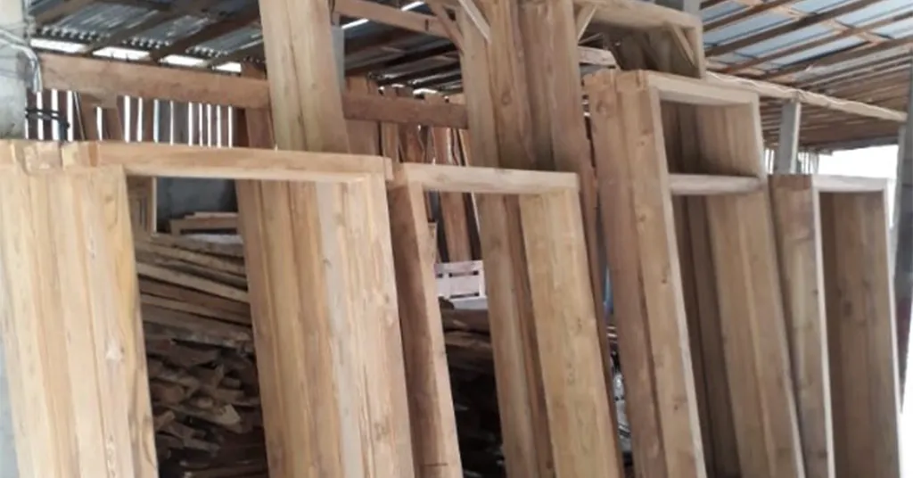 Harga Frame Pintu Kayu Terkini