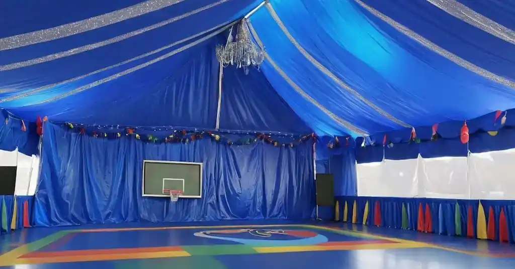 Hiasan Khemah Rumah Sukan Biru Tema Pelangi Biru