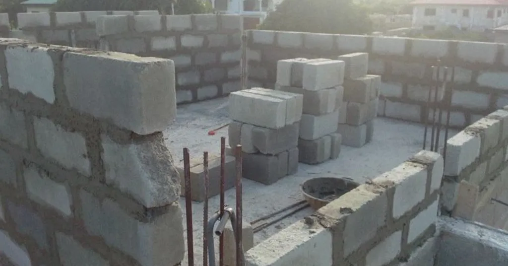 Merancang Kos Sambung Belakang Rumah