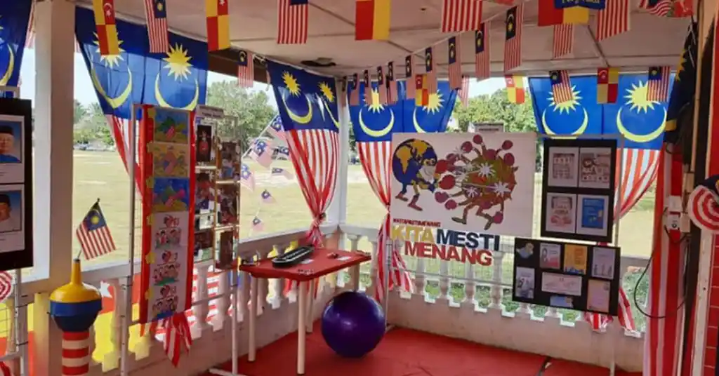 Ruang Patriotik Penuh Warna Warni