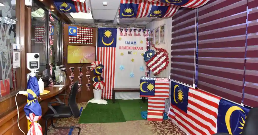 Tema Dekorasi Penuh Semangat