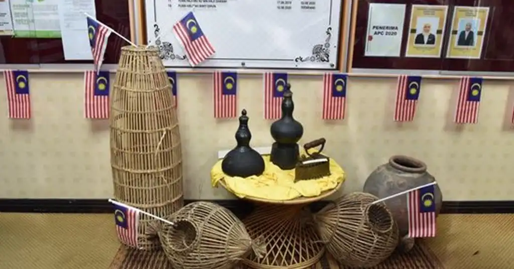 Tema Tradisi Malaysia