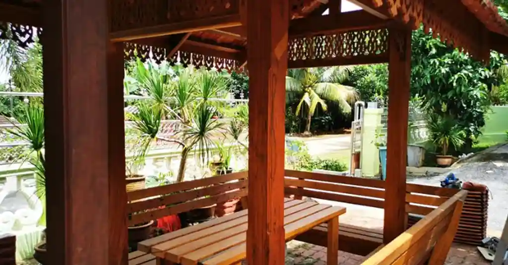 Harga Gazebo Kayu Cengal Terkini