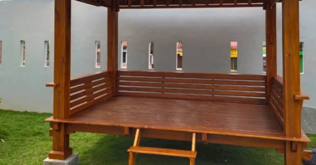 Panduan Penjagaan Gazebo Kayu Jati