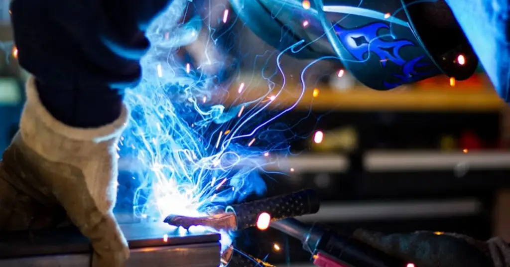 Perkhidmatan Welding Besi Terbaik