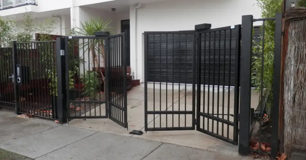 Senarai Harga Pintu Pagar Lipat Malaysia