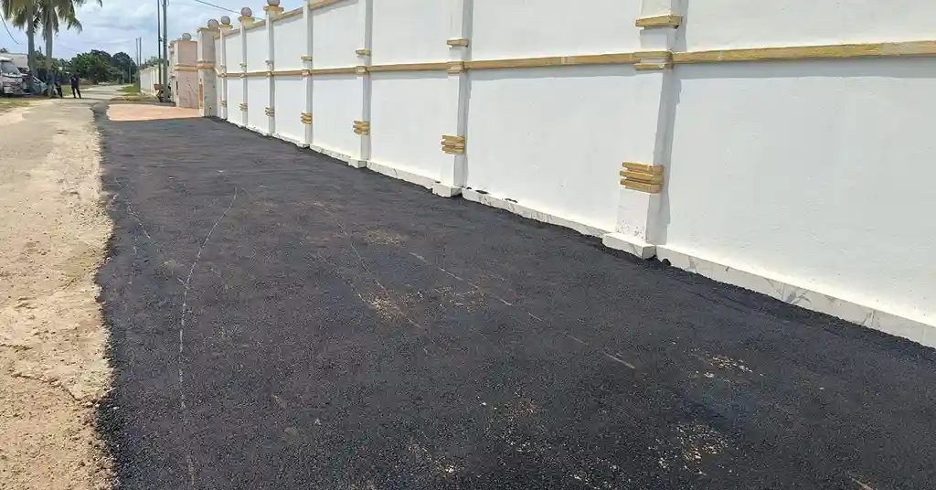 Harga Tar Jalan Depan Rumah Terkini