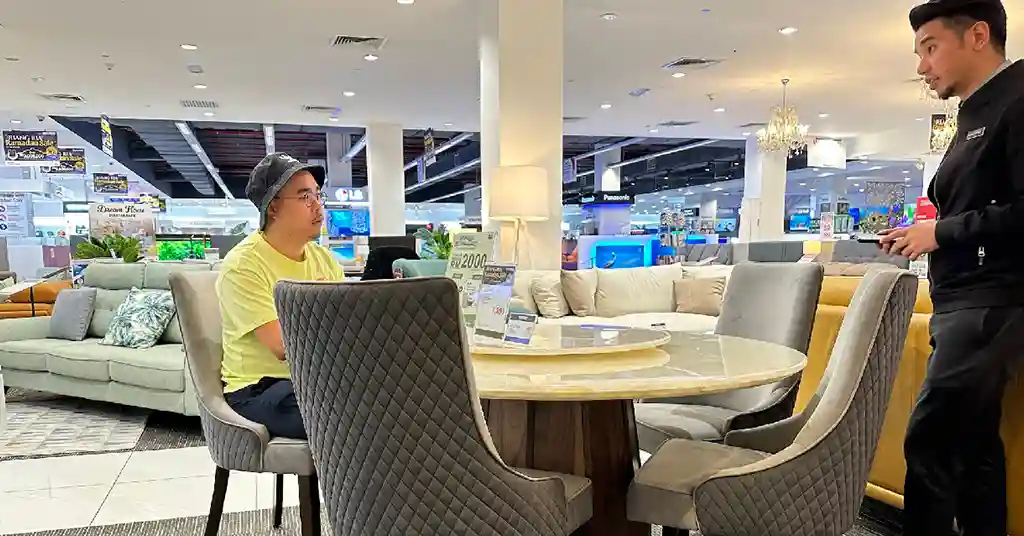 7. Harvey Norman